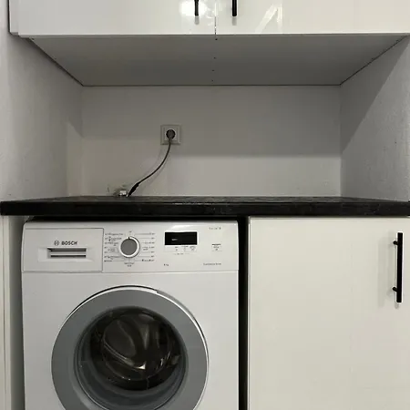 Aem House Lägenhet *